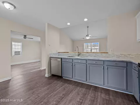 202 Gray Fox, Hubert, NC 28539 photo 10