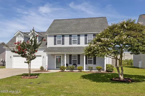221 Rutledge Ave, Beaufort, NC 28516