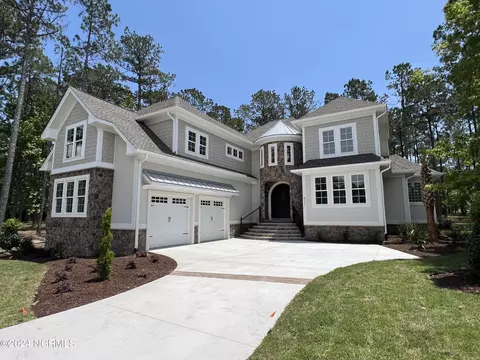 521 Lindgrove Pl SW, Ocean Isle Beach, NC 28469