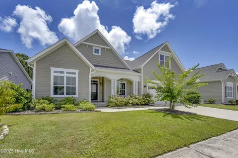 5709 Brown Pelican Ln, Wilmington, NC 28409