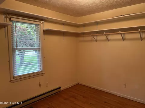 553 Horseshoe Cir, Mccoll, SC 29570 photo 12