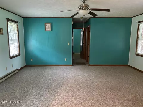 553 Horseshoe Cir, Mccoll, SC 29570 photo 7