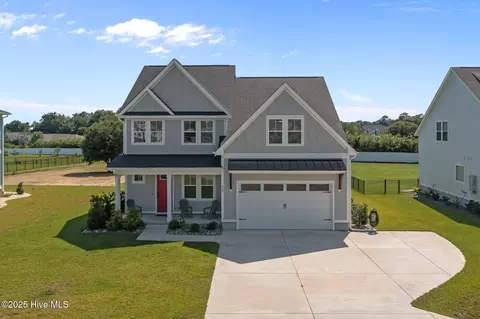 208 Coastline Cir, Cedar Point, NC 28584