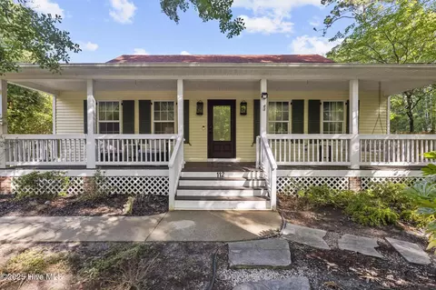 112 Ransey Ct, Hampstead, NC 28443