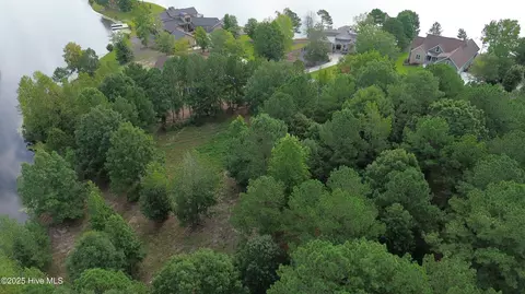 291 Gails Rd, West End, NC 27376