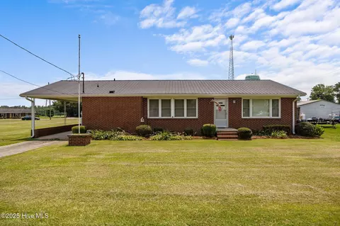 2705 John Green Smith Rd, Deep Run, NC 28525