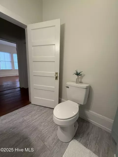 Bath - 604 E 8th St, Washington, NC 27889 photo 3 of 3