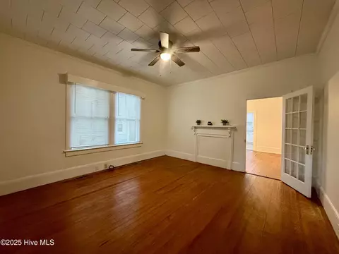 Living - 604 E 8th St, Washington, NC 27889 photo 7 of 7