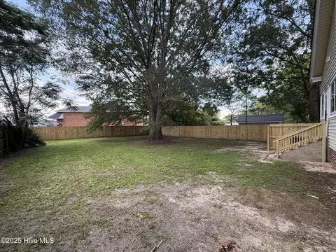 Exterior - 604 E 8th St, Washington, NC 27889 photo 6 of 10