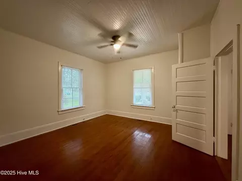 Bedroom - 604 E 8th St, Washington, NC 27889 photo 1 of 7