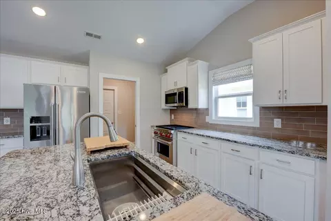 3013 Watercrest Loop, New Bern, NC 28562 photo 31