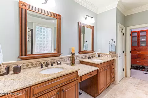 Bath - 38 Kilbride Dr, Pinehurst, NC 28374 photo 1 of 6