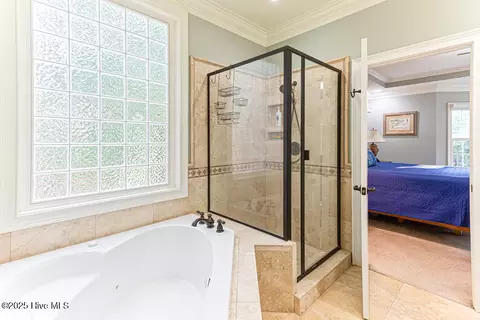 Bath - 38 Kilbride Dr, Pinehurst, NC 28374 photo 2 of 6