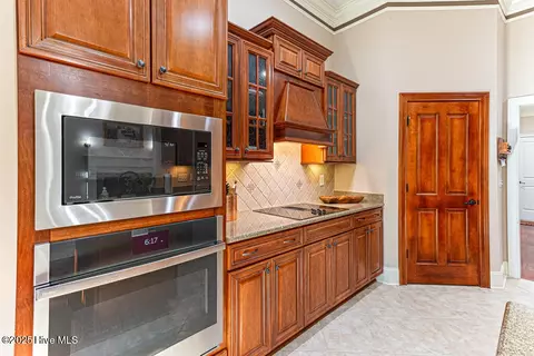 Kitchen - 38 Kilbride Dr, Pinehurst, NC 28374 photo 3 of 4
