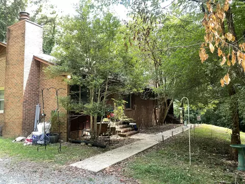 Undisclosed, Chapel Hill, NC 27516
