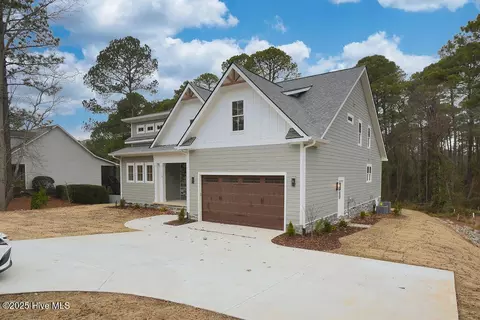 314 Juniper Creek Blvd, Pinehurst, NC 28374