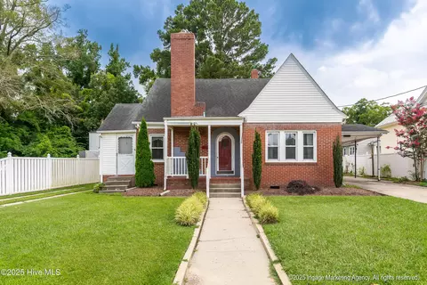 4121 Grimmersburg St, Farmville, NC 27828
