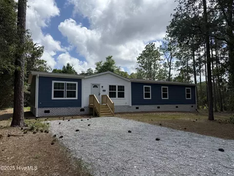 1172 Greenbay Rd, Southport, NC 28461
