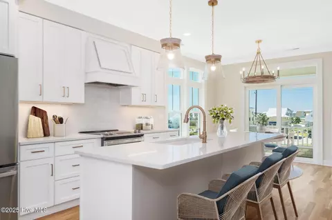 712 Atlantic Beach Cswy #A, Atlantic Beach, NC 28512