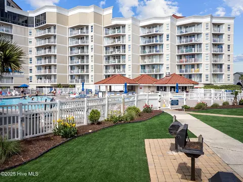 2000 New River Inlet Rd UNIT 2512, North Topsail Beach, NC 28460