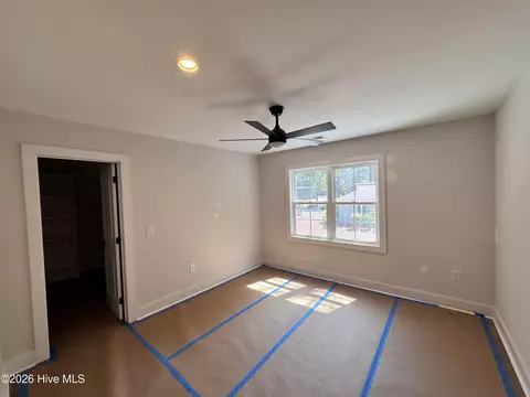 Bedroom - 2 Bob O Link Rd, Pinehurst, NC 28374 photo 2 of 10