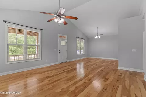 255 Dan Owen Dr, Hampstead, NC 28443 photo 7