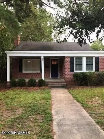 407 S Ash St, Greenville, NC 27858