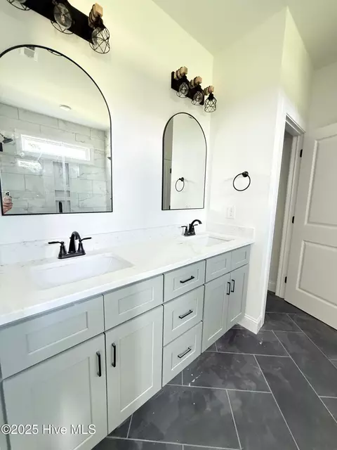 Bath - 6930 Fire Tower Rd, Bailey, NC 27807 photo 5 of 9