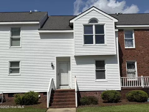 2506 Saint Christopher Cir SW #4, Wilson, NC 27893