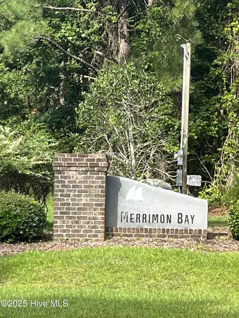 309 Garbacon Dr, Beaufort, NC 28516