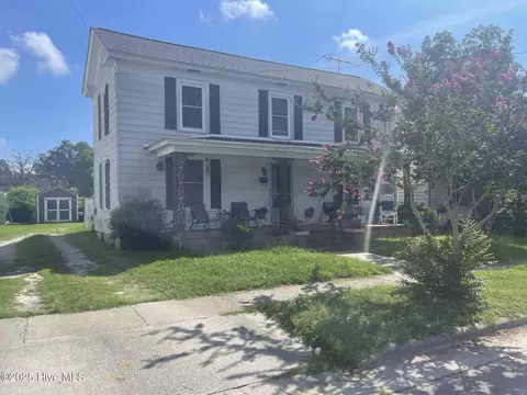 216 E 7th St, Washington, NC 27889 photo 2