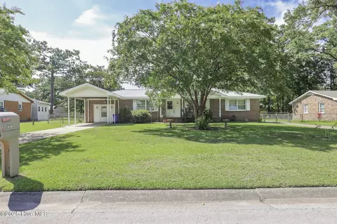 419 Scott Ave, Jacksonville, NC 28546