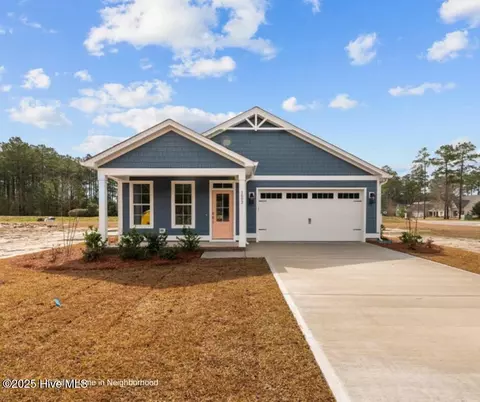 2003 Brighton Dr, New Bern, NC 28562