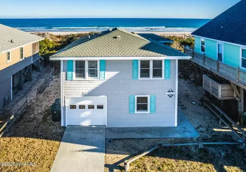 911 Ocean Blvd, Topsail Beach, NC 28445