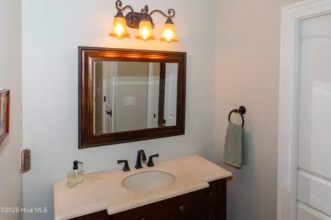 Bath - 58 Greyabbey Dr, Pinehurst, NC 28374 photo 7 of 9