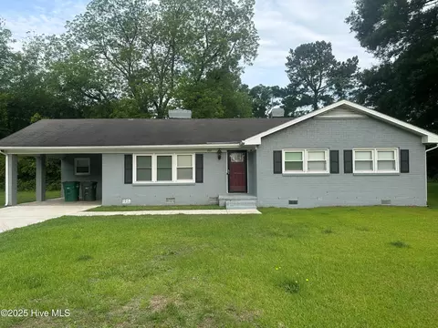 1011 Van Nortwick St, Greenville, NC 27834