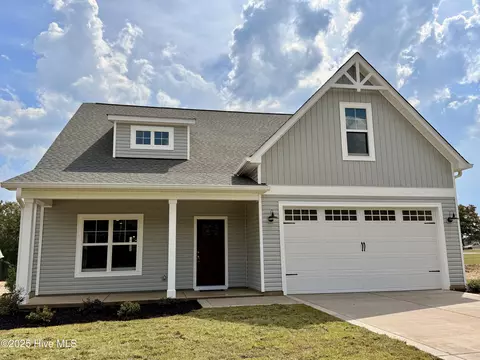 1677 Reservation Rd, Aberdeen, NC 28315