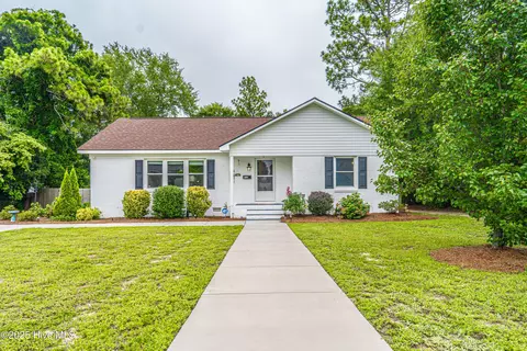 817 Austin St, Hamlet, NC 28345