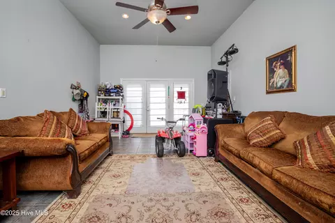 8135 Craig Ct, Bailey, NC 27807 photo 11
