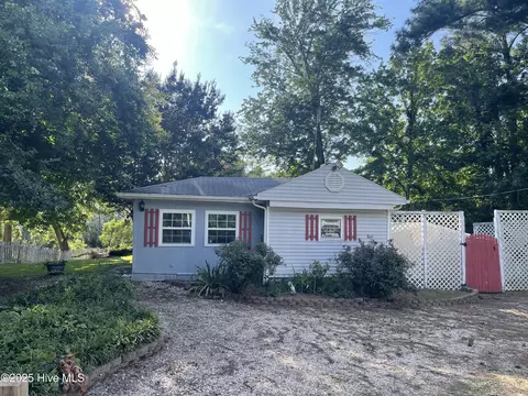 166 W Island Trl, Hertford, NC 27944