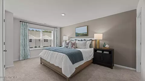 Bedroom - 2025 Clock Rd, New Bern, NC 28562 photo 1 of 5