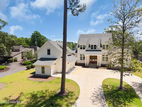 212 Wilson Point Rd, Trent Woods, NC 28562