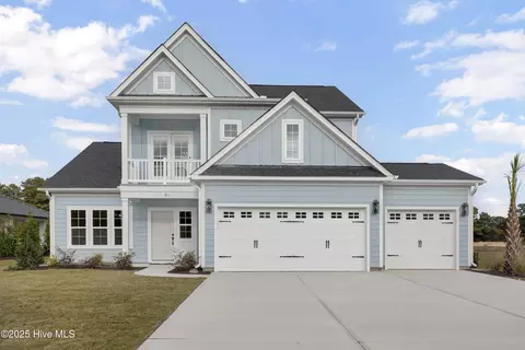 81 Planters Walk, Hampstead, NC 28443