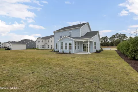 Exterior - 81 Planters Walk, Hampstead, NC 28443 photo 4 of 5