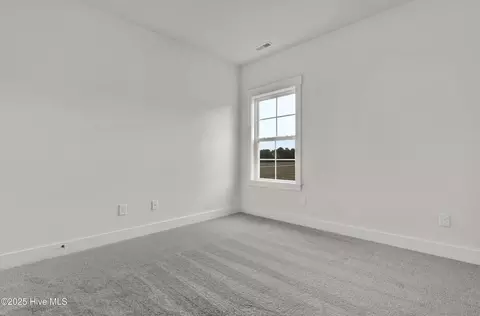 Bedroom - 81 Planters Walk, Hampstead, NC 28443 photo 7 of 8