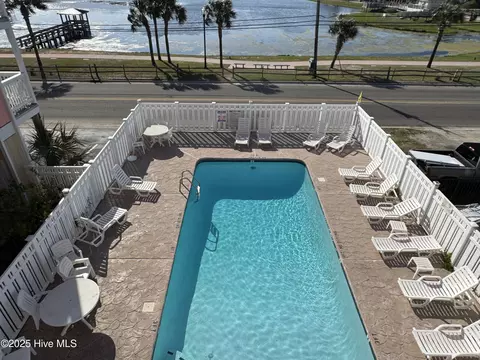 504 Carolina Beach Ave S #2L, Carolina Beach, NC 28428