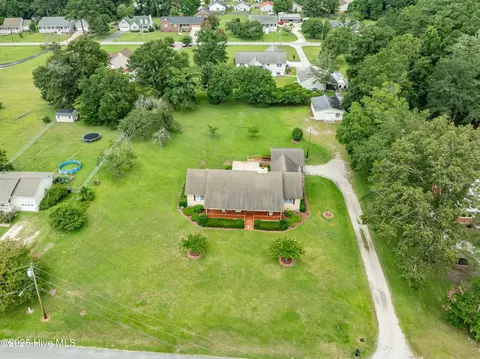 206 N First Ave, New Bern, NC 28560