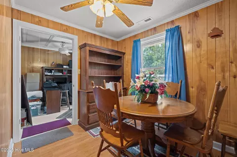 Dining - 233 Shell Hill Rd, Sea Level, NC 28577 photo 1 of 2