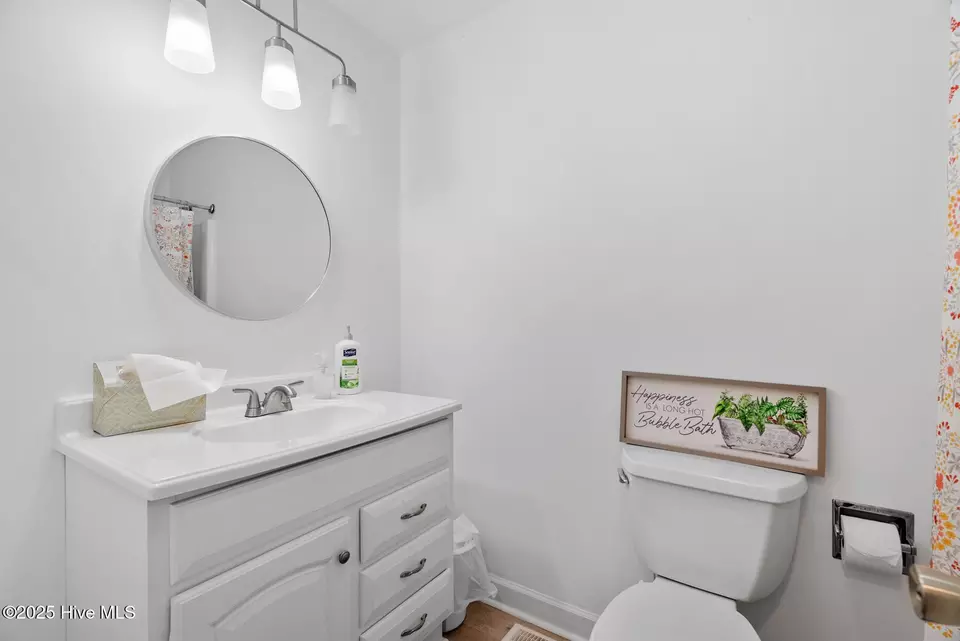 Bath - 1613 Ulster Dr, Elizabeth City, NC 27909 photo 1 of 2