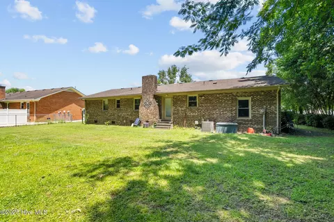 Exterior - 1613 Ulster Dr, Elizabeth City, NC 27909 photo 1 of 4